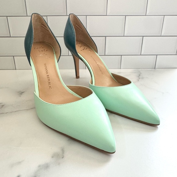 Banana Republic Alicia Heels Size 8 - Picture 2 of 12